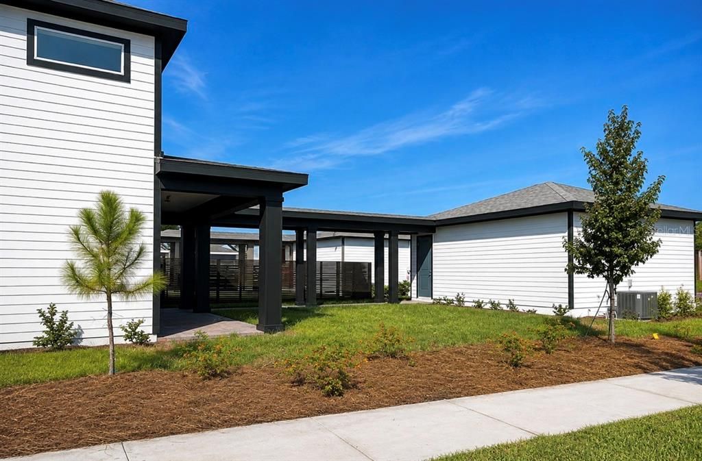 For Rent: $2,500 (3 beds, 2 baths, 1781 Square Feet)