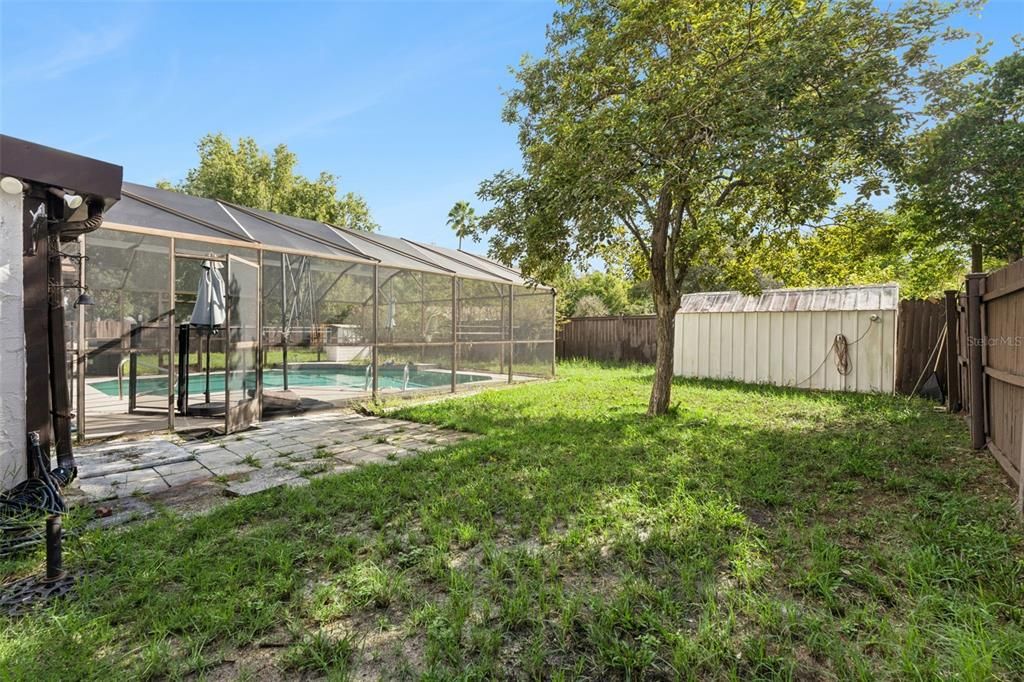For Sale: $520,000 (4 beds, 2 baths, 2000 Square Feet)