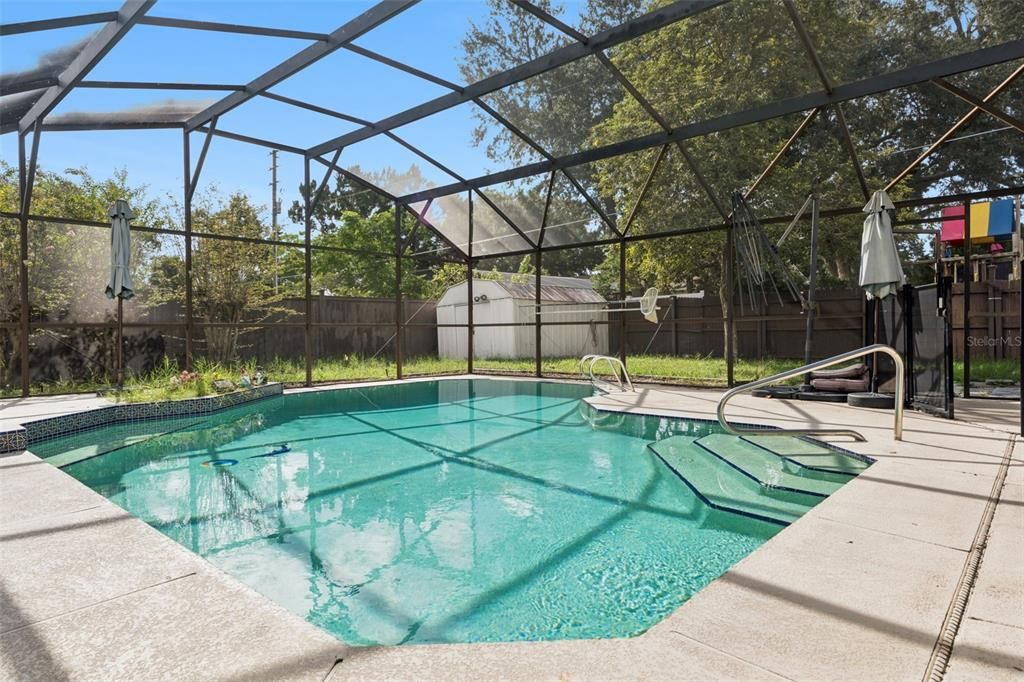 For Sale: $520,000 (4 beds, 2 baths, 2000 Square Feet)