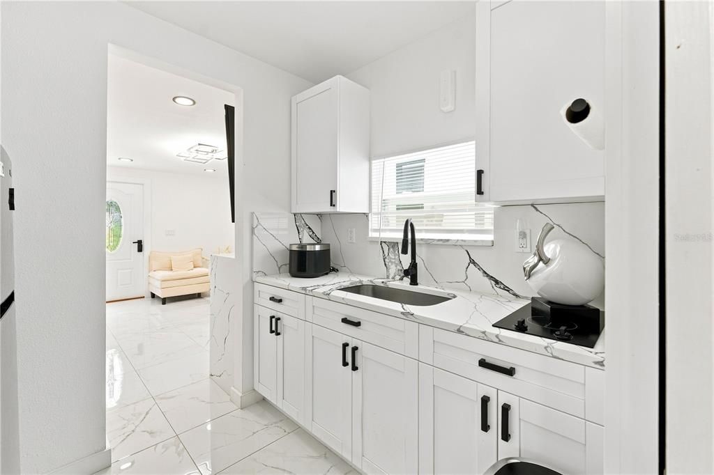 For Sale: $560,000 (7 beds, 5 baths, 1935 Square Feet)