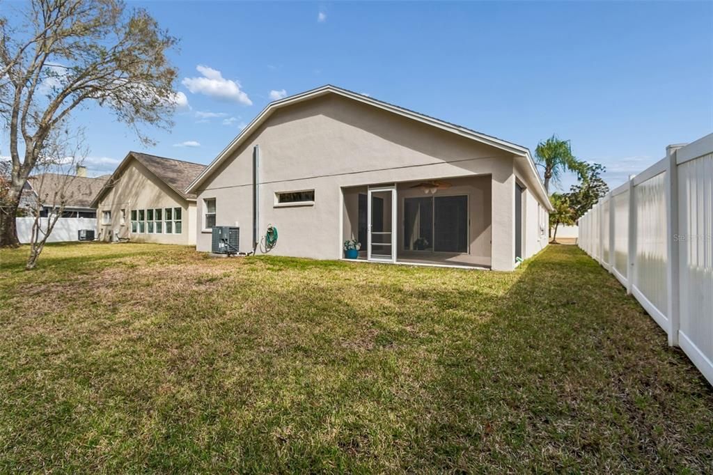 En Venta: $565,000 (3 camas, 2 baños, 2032 Pies cuadrados)