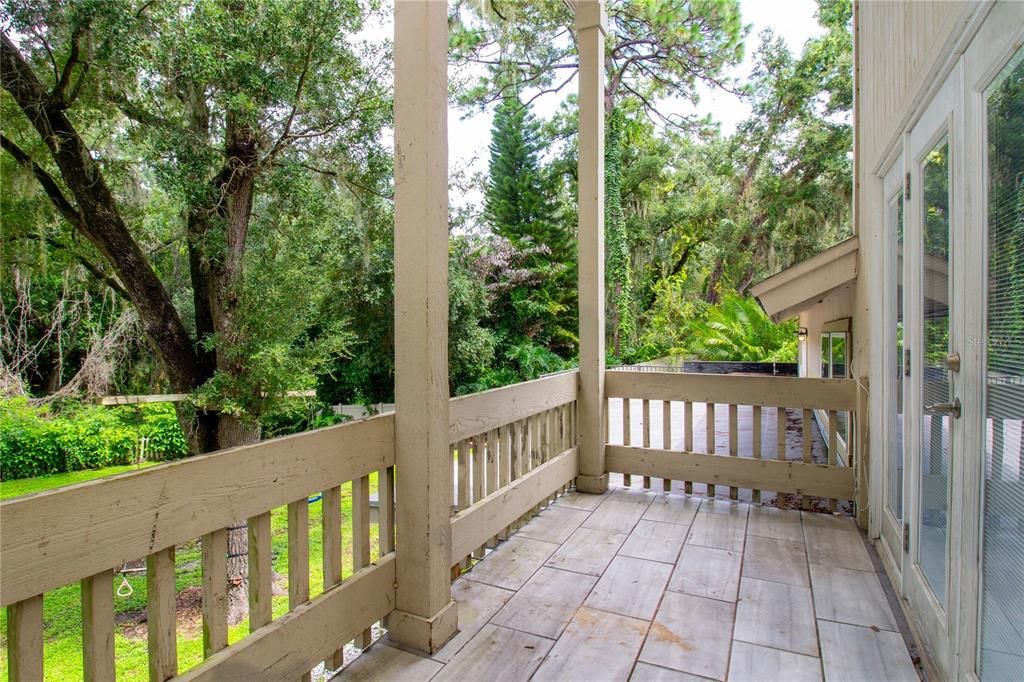 For Sale: $750,000 (4 beds, 2 baths, 2802 Square Feet)