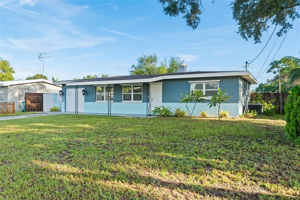 En Venta: $375,000 (3 camas, 2 baños, 1176 Pies cuadrados)