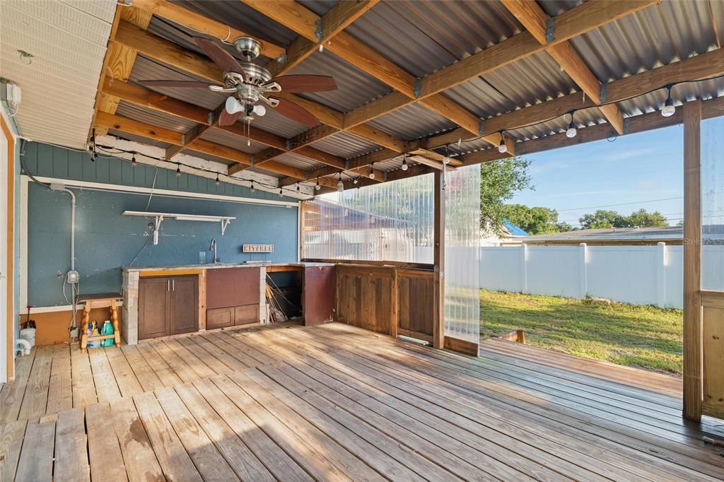 En Venta: $375,000 (3 camas, 2 baños, 1176 Pies cuadrados)