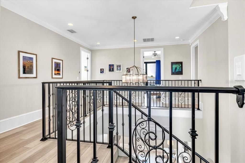For Sale: $2,695,000 (5 beds, 4 baths, 3562 Square Feet)