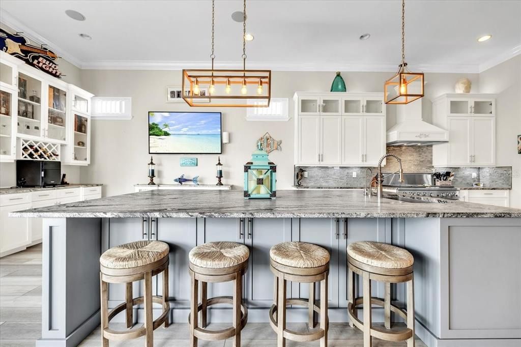 For Sale: $2,695,000 (5 beds, 4 baths, 3562 Square Feet)