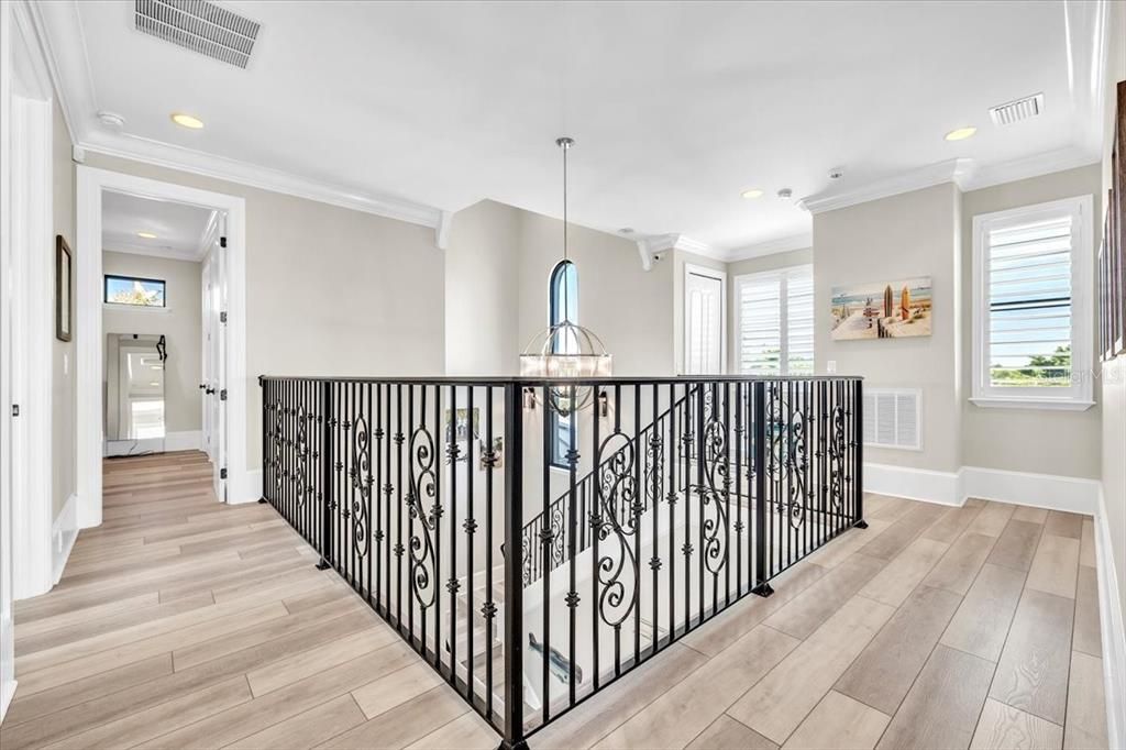 For Sale: $2,695,000 (5 beds, 4 baths, 3562 Square Feet)