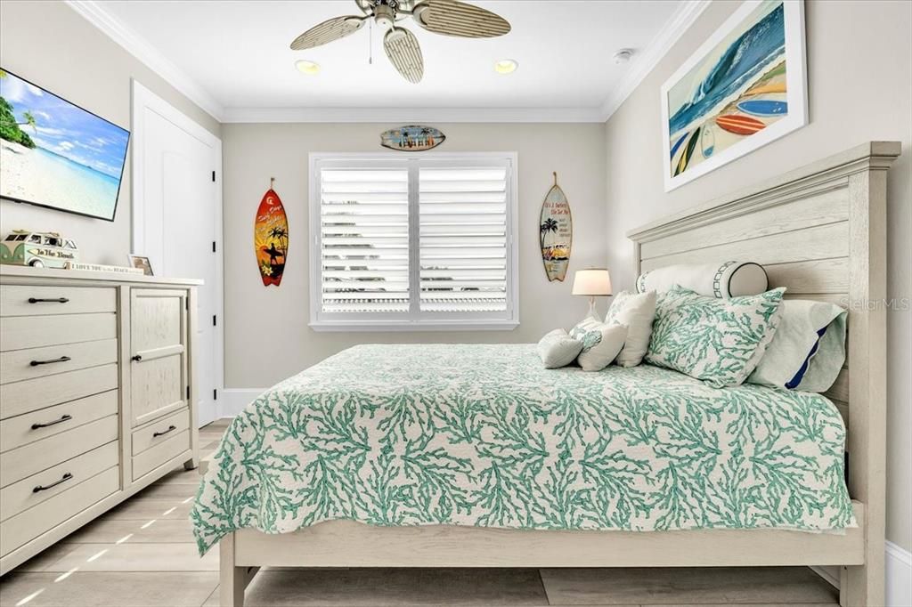 For Sale: $2,695,000 (5 beds, 4 baths, 3562 Square Feet)