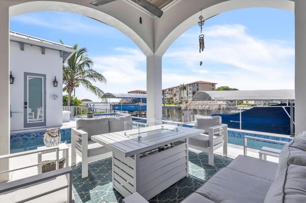 For Sale: $2,695,000 (5 beds, 4 baths, 3562 Square Feet)