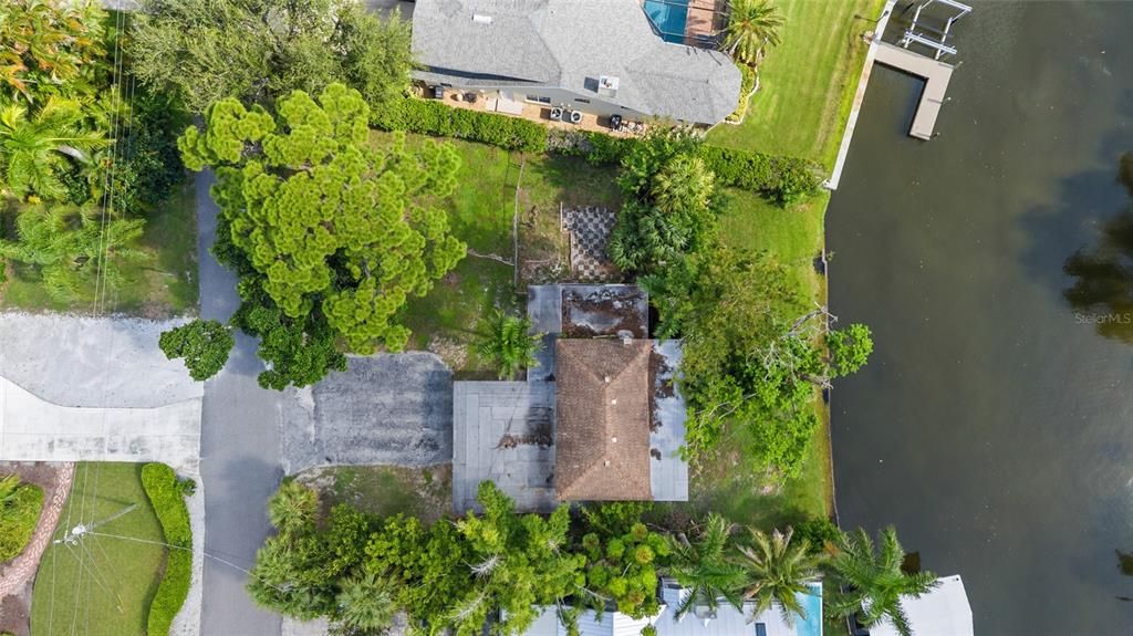 En Venta: $775,000 (0.27 acres)