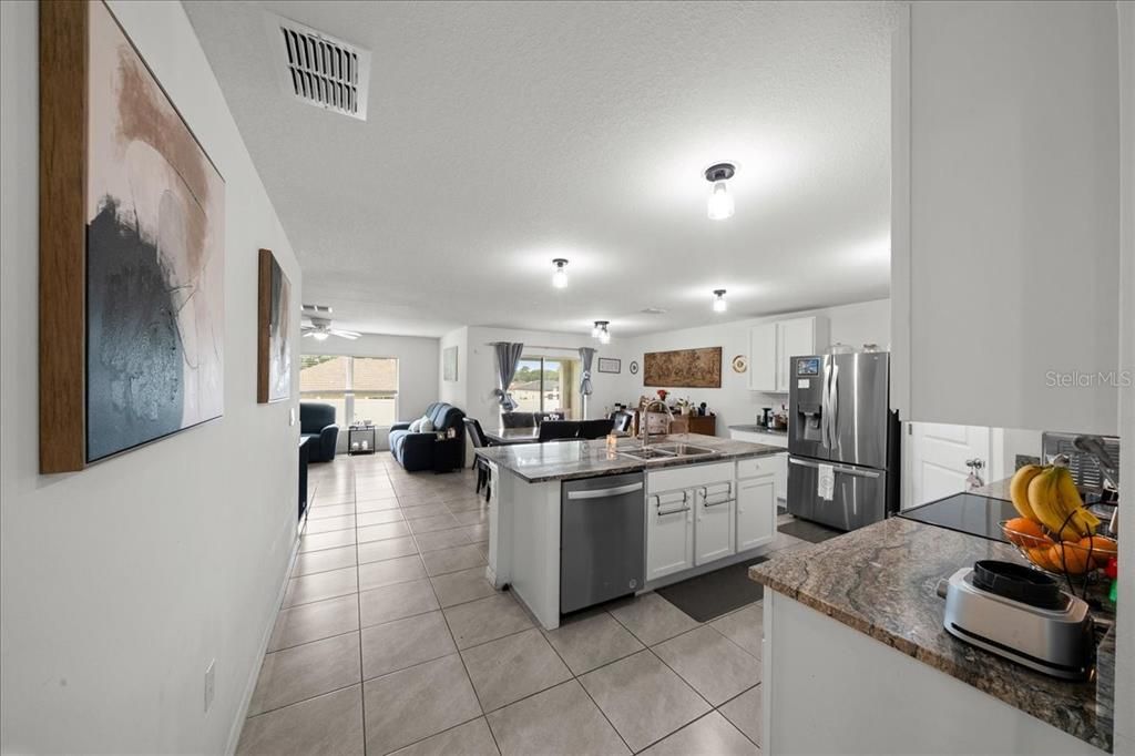 For Sale: $329,900 (4 beds, 2 baths, 1828 Square Feet)