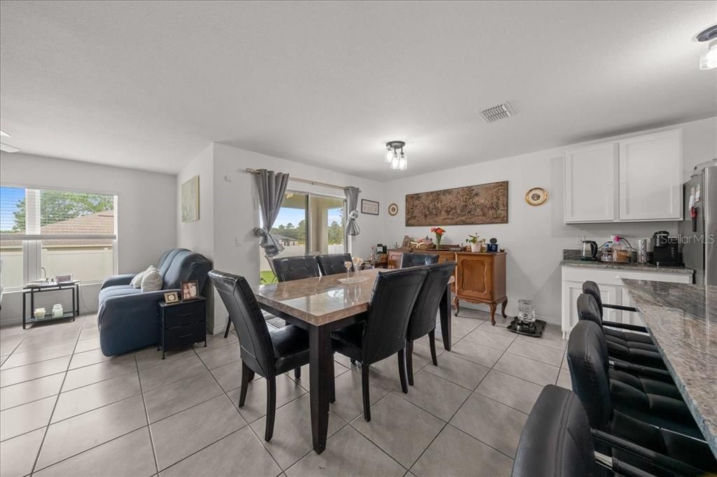 For Sale: $329,900 (4 beds, 2 baths, 1828 Square Feet)