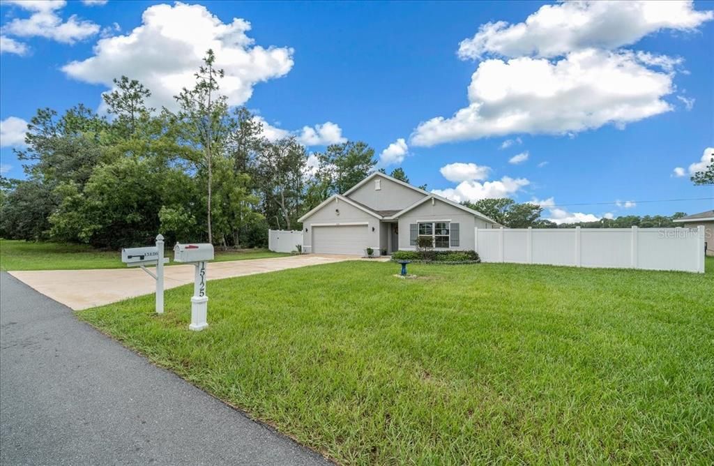 For Sale: $329,900 (4 beds, 2 baths, 1828 Square Feet)