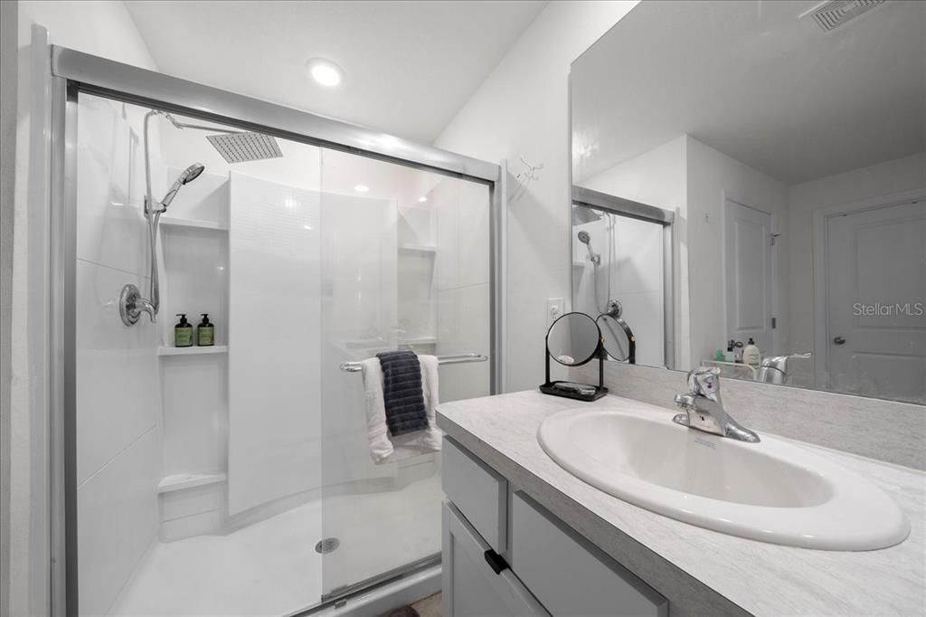 For Sale: $329,900 (4 beds, 2 baths, 1828 Square Feet)