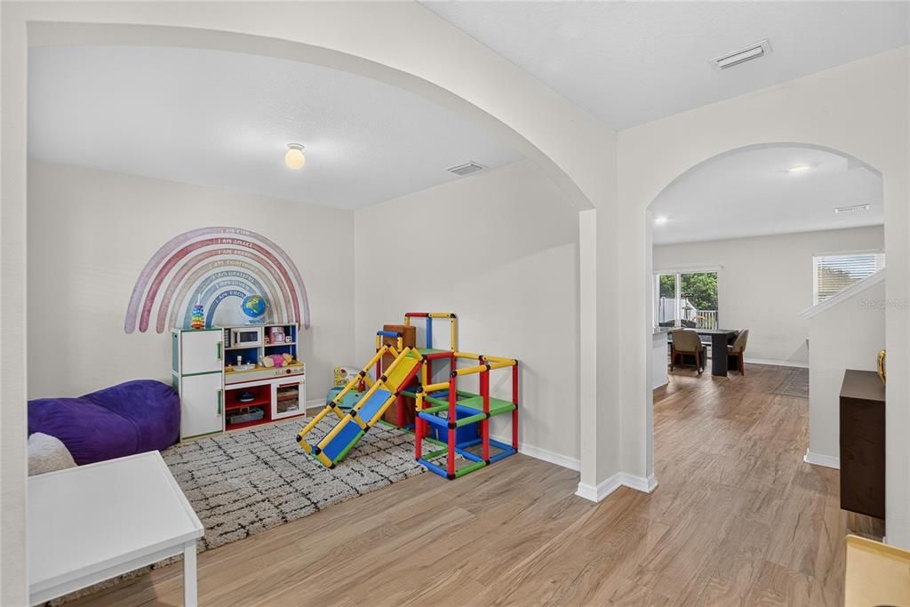 For Sale: $369,990 (5 beds, 3 baths, 2674 Square Feet)