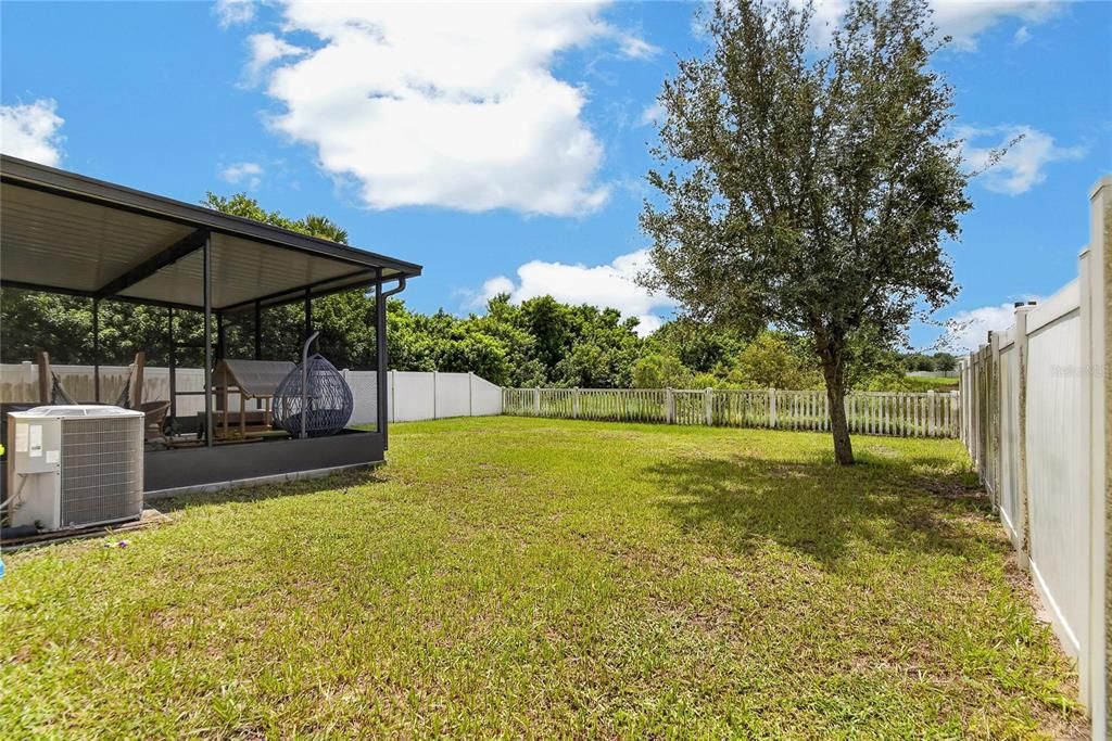 For Sale: $369,990 (5 beds, 3 baths, 2674 Square Feet)