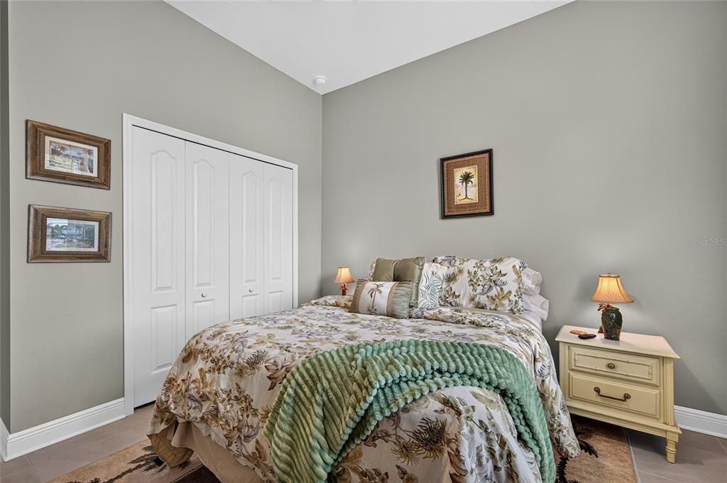 For Sale: $389,900 (2 beds, 2 baths, 1646 Square Feet)