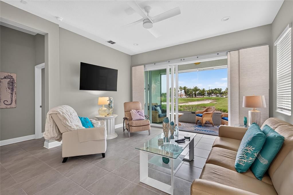 For Sale: $389,900 (2 beds, 2 baths, 1646 Square Feet)