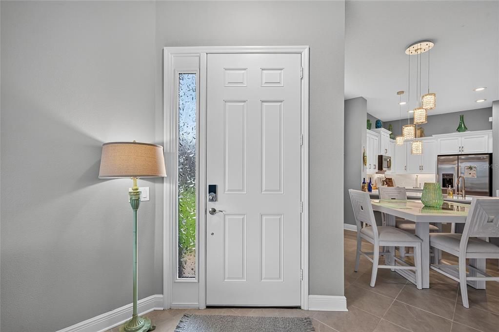For Sale: $389,900 (2 beds, 2 baths, 1646 Square Feet)