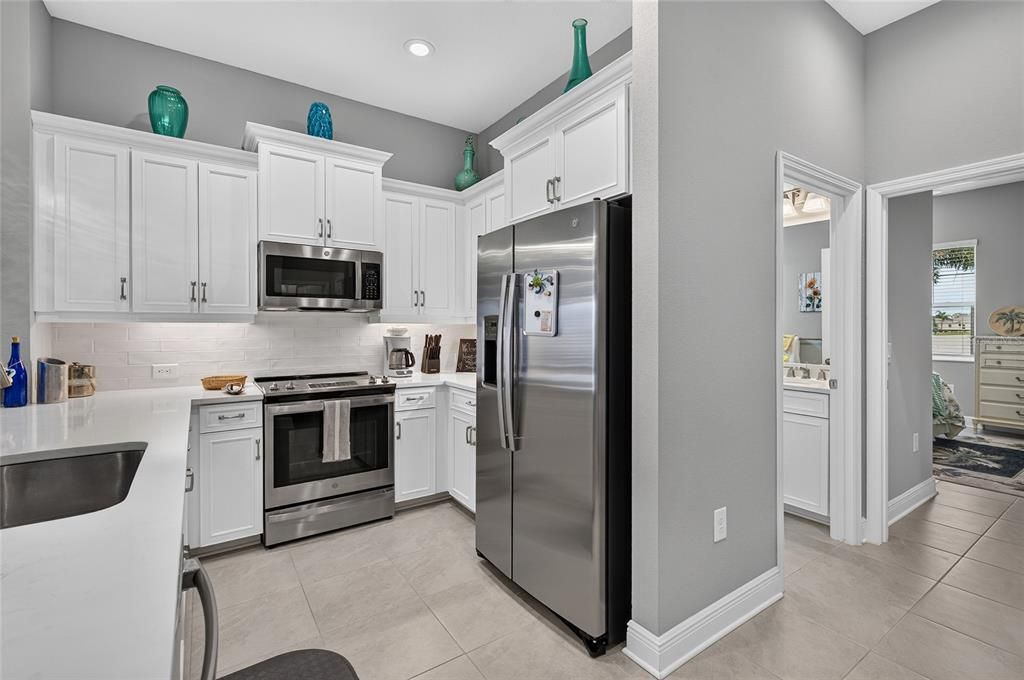 For Sale: $389,900 (2 beds, 2 baths, 1646 Square Feet)