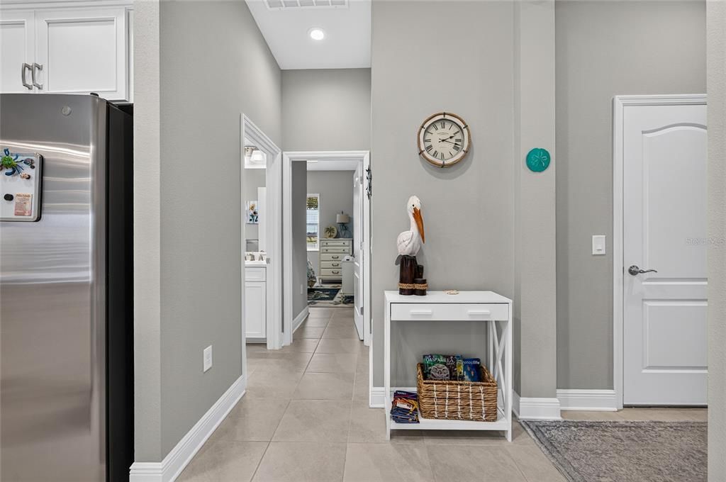 For Sale: $389,900 (2 beds, 2 baths, 1646 Square Feet)