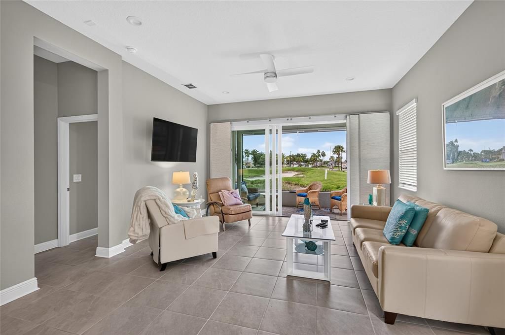 For Sale: $389,900 (2 beds, 2 baths, 1646 Square Feet)
