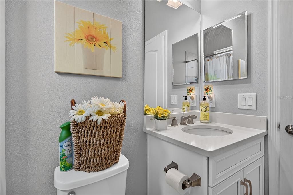 For Sale: $389,900 (2 beds, 2 baths, 1646 Square Feet)