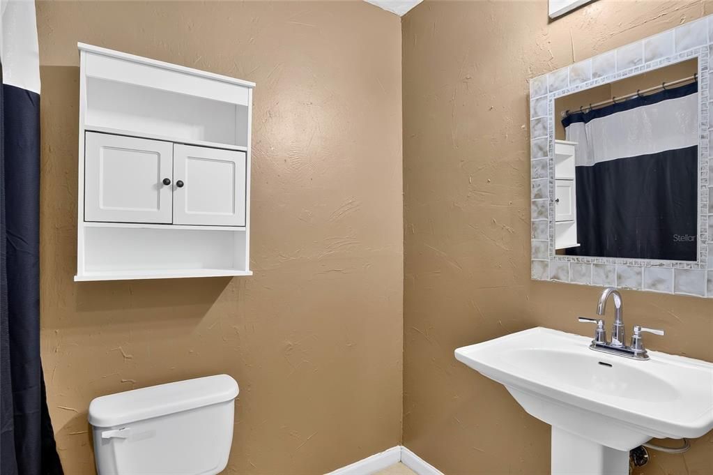 For Sale: $209,900 (3 beds, 2 baths, 960 Square Feet)