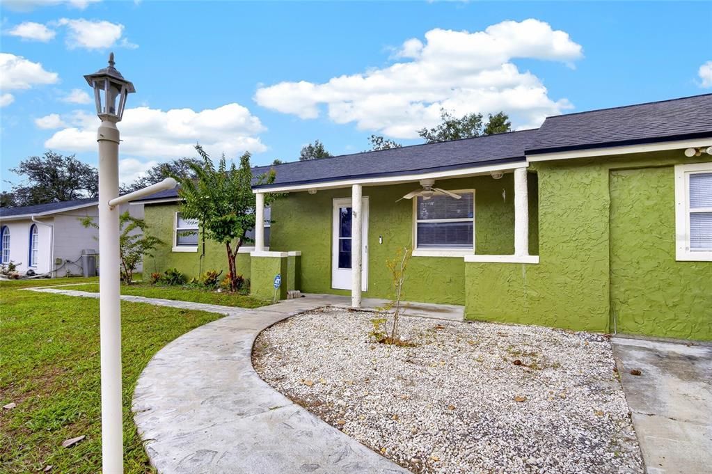 For Sale: $209,900 (3 beds, 2 baths, 960 Square Feet)