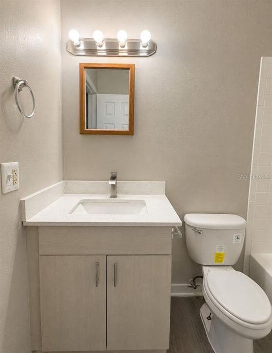 В аренду: $1,395 (2 спален, 1 ванн, 1050 Квадратных фут)