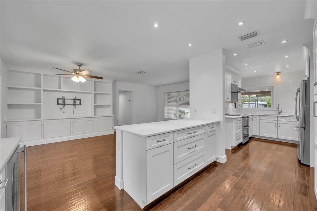For Rent: $3,400 (3 beds, 2 baths, 1438 Square Feet)