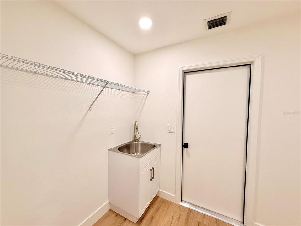 For Sale: $685,000 (4 beds, 2 baths, 2138 Square Feet)