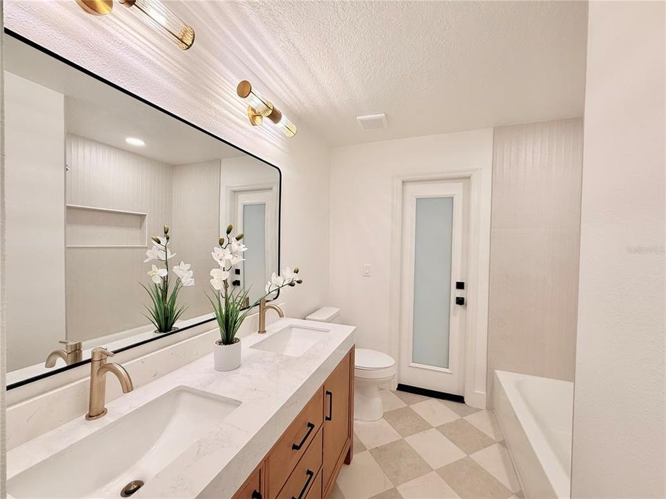 For Sale: $685,000 (4 beds, 2 baths, 2138 Square Feet)