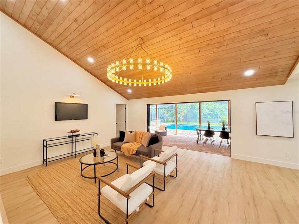 For Sale: $685,000 (4 beds, 2 baths, 2138 Square Feet)