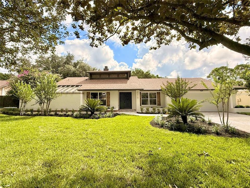 For Sale: $685,000 (4 beds, 2 baths, 2138 Square Feet)