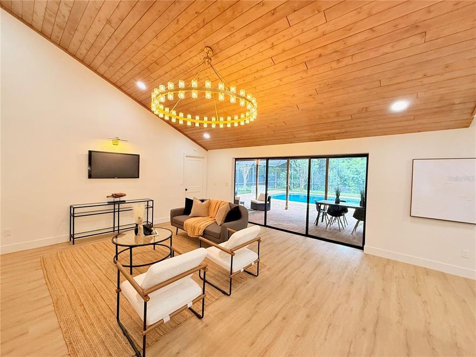 For Sale: $685,000 (4 beds, 2 baths, 2138 Square Feet)