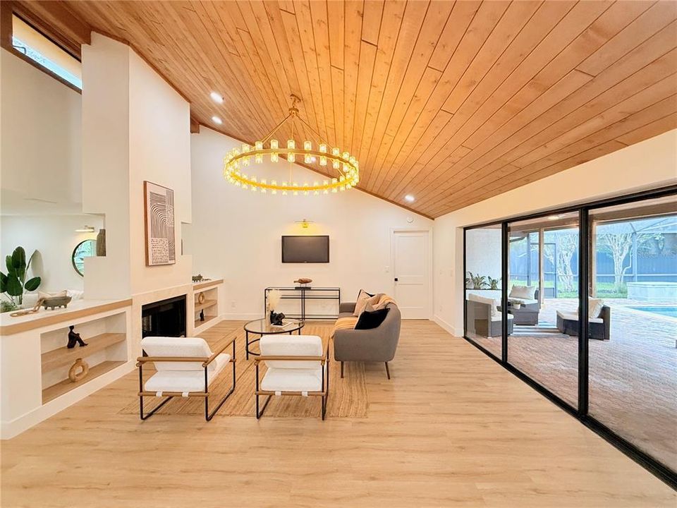 For Sale: $685,000 (4 beds, 2 baths, 2138 Square Feet)