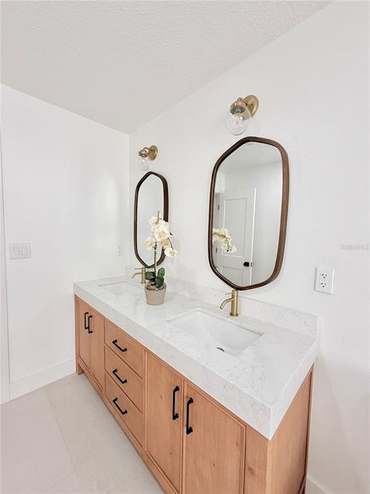 For Sale: $685,000 (4 beds, 2 baths, 2138 Square Feet)