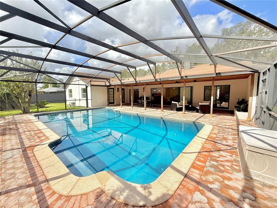 For Sale: $685,000 (4 beds, 2 baths, 2138 Square Feet)