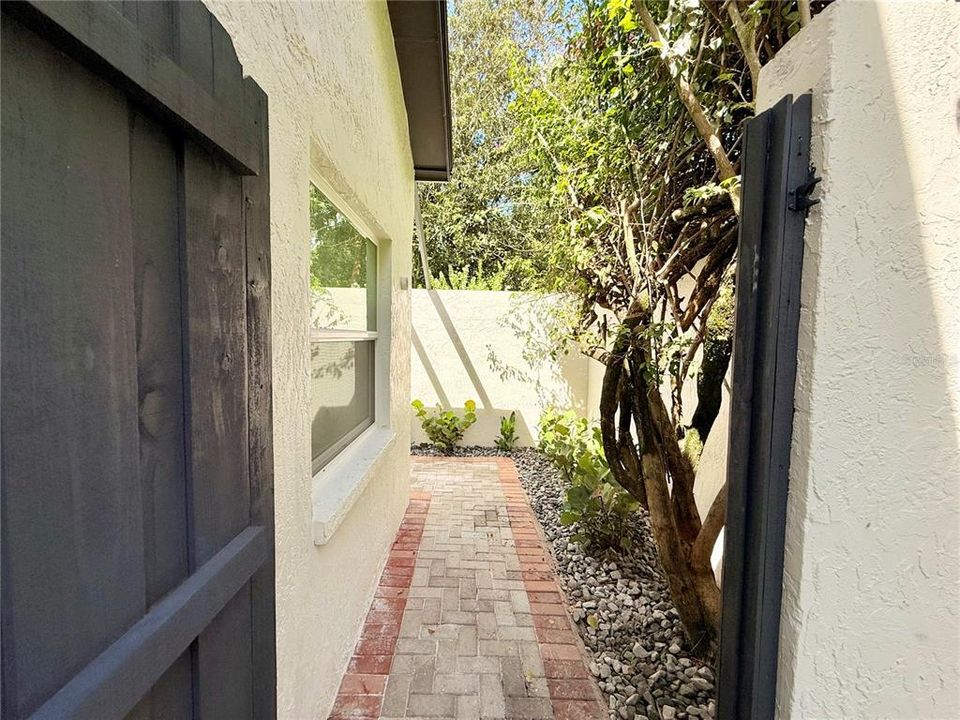 For Sale: $685,000 (4 beds, 2 baths, 2138 Square Feet)
