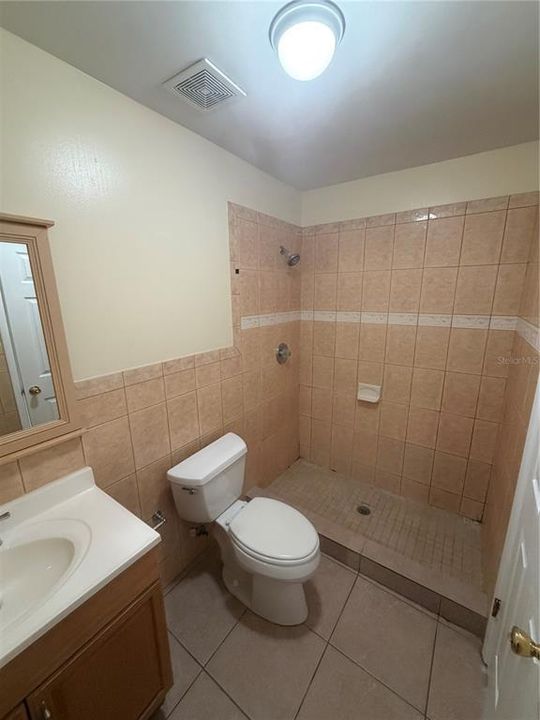 En Renta: $1,500 (2 camas, 2 baños, 1015 Pies cuadrados)