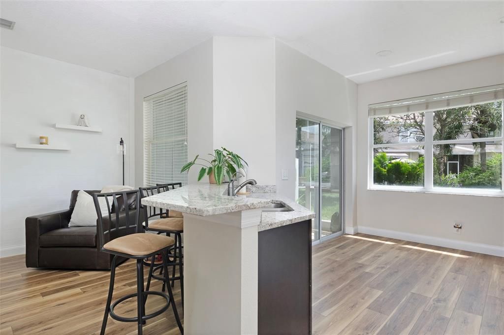 En Venta: $389,000 (3 camas, 2 baños, 1453 Pies cuadrados)
