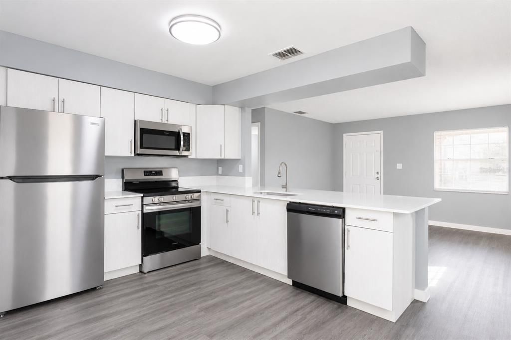 В аренду: $1,450 (2 спален, 1 ванн, 1050 Квадратных фут)
