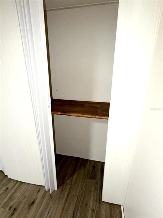 For Sale: $115,000 (1 beds, 1 baths, 576 Square Feet)