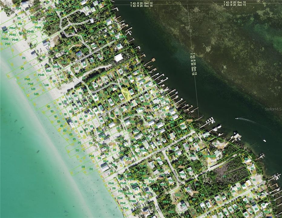 На продажу: $46,000 (0.11 acres)