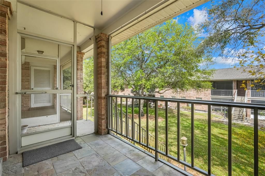 For Rent: $2,200 (2 beds, 2 baths, 1400 Square Feet)