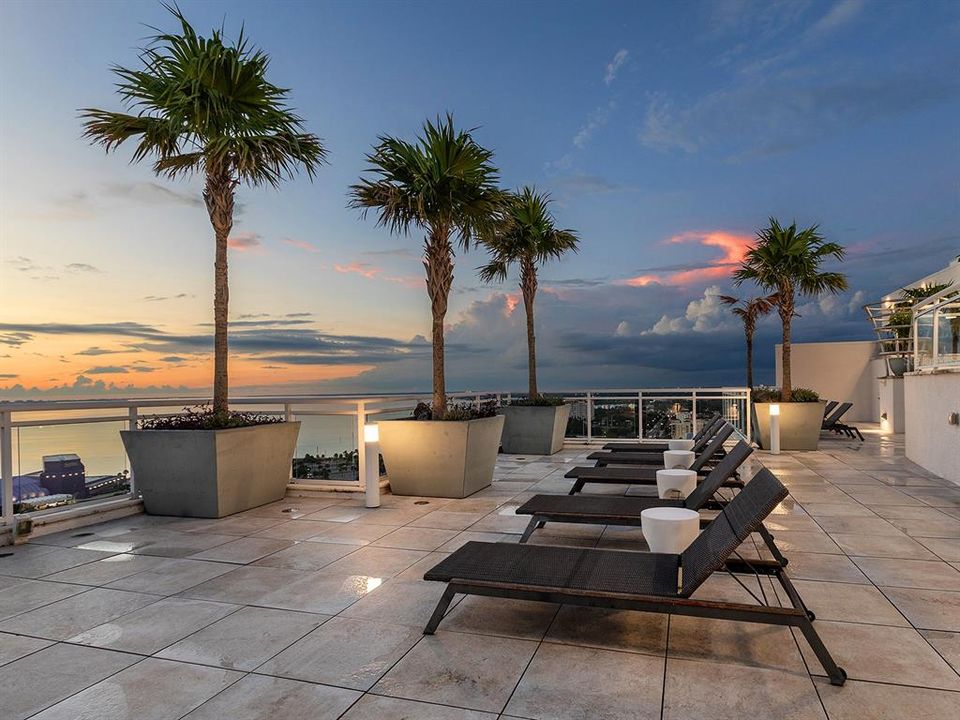 En Venta: $3,495,000 (3 camas, 3 baños, 3630 Pies cuadrados)
