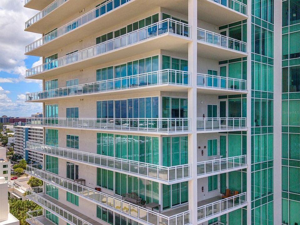 En Venta: $3,495,000 (3 camas, 3 baños, 3630 Pies cuadrados)