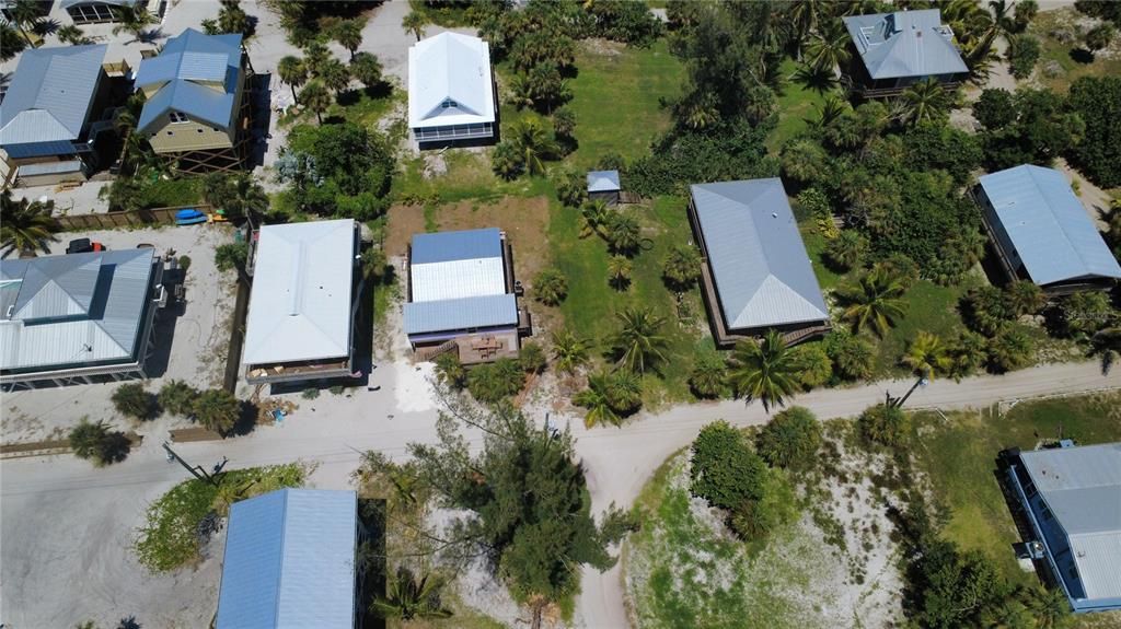 На продажу: $79,000 (0.11 acres)