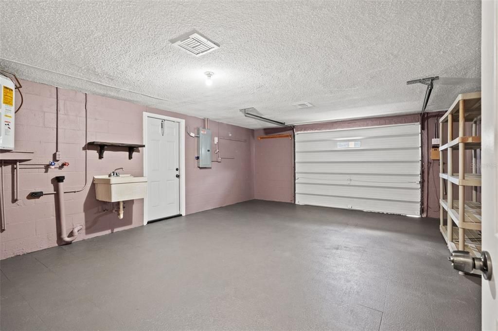 На продажу: $275,000 (2 спален, 2 ванн, 1613 Квадратных фут)